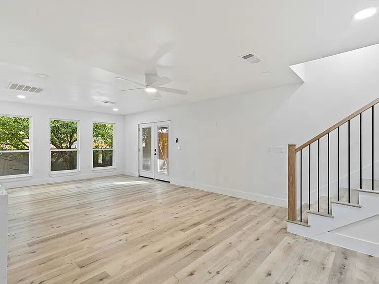 15655 Regal Hill Cir — Photo 19