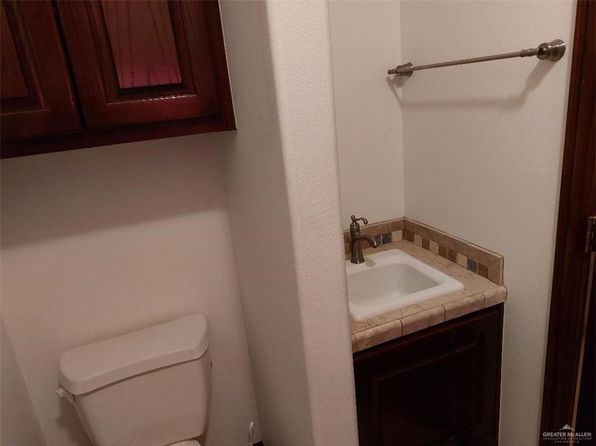 512 Aquarius St, Mission, TX 78572