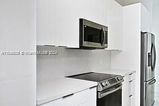 4th image of 2612 38th St W