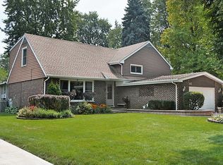 145 S Patton Ave, Arlington Heights, IL