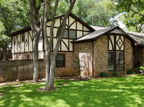 304 Paloverde Ln, Fort Worth, TX 76112
