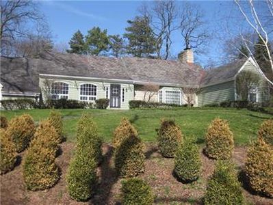 23 Holland Rd, Pittsburgh, PA, 15235