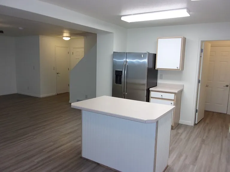 88 E Rainbow Way — Photo 19