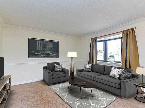 3rd image of 5775 Lake Erie Dr