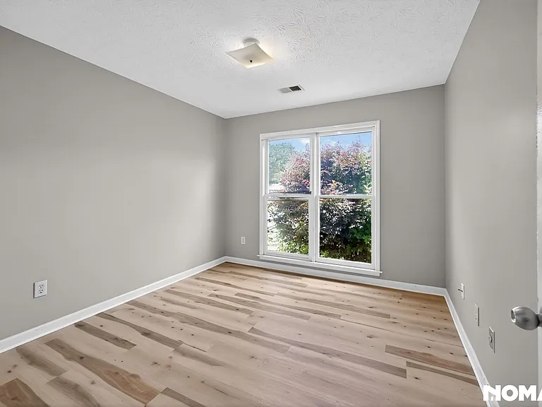 2112 Fairway Ct SE — Photo 5