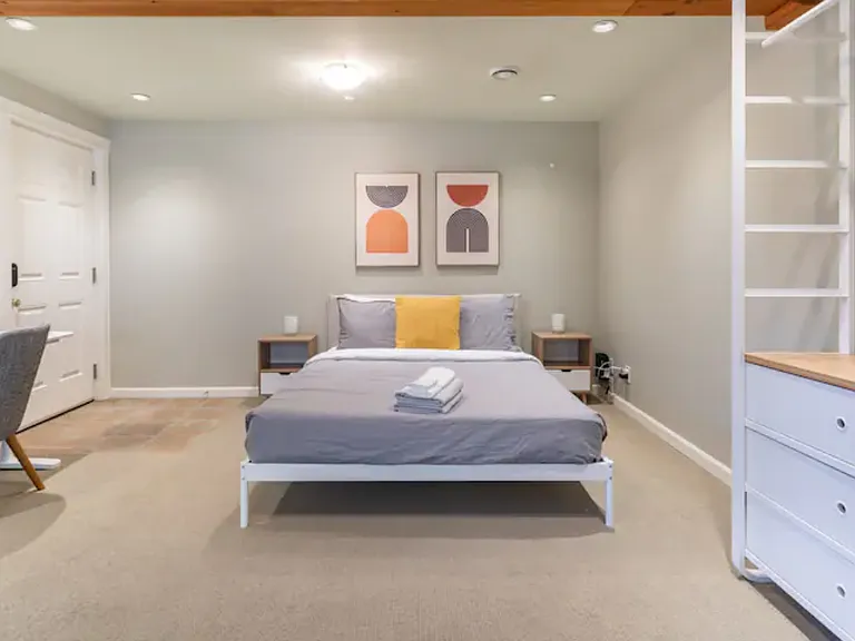 6240 Sycamore Ave NW — Photo 10