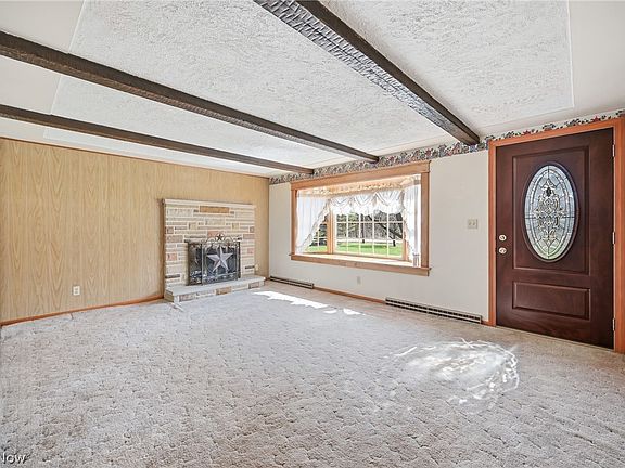 5th image of 7986 Roller Rd