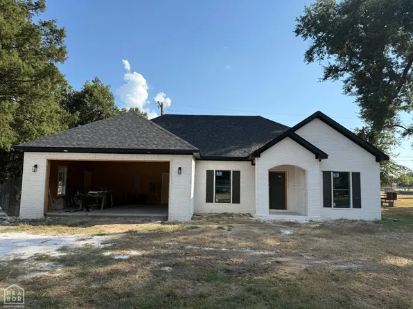 105 Lacey St, Leachville, AR 72438