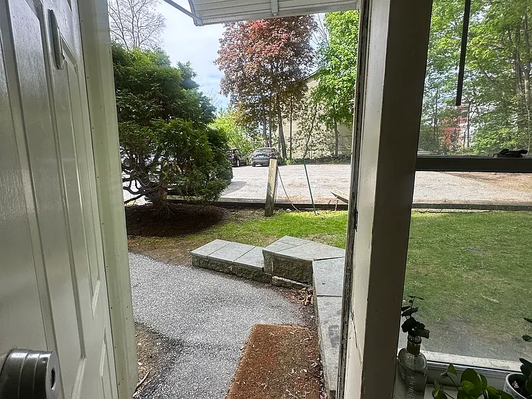 324 Main St #13 — Photo 1