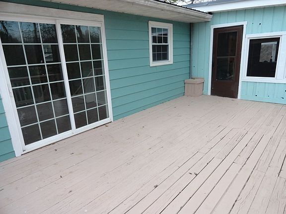 3rd image of 3843 S Gillham Dr