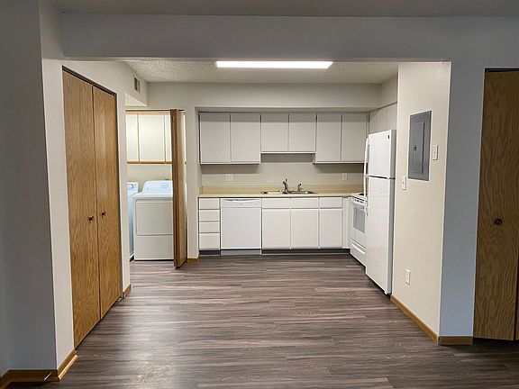 5th image of 429-451 S Scott Blvd #431