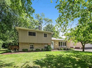 17819 Lorenz Ave, Lansing, IL 60438