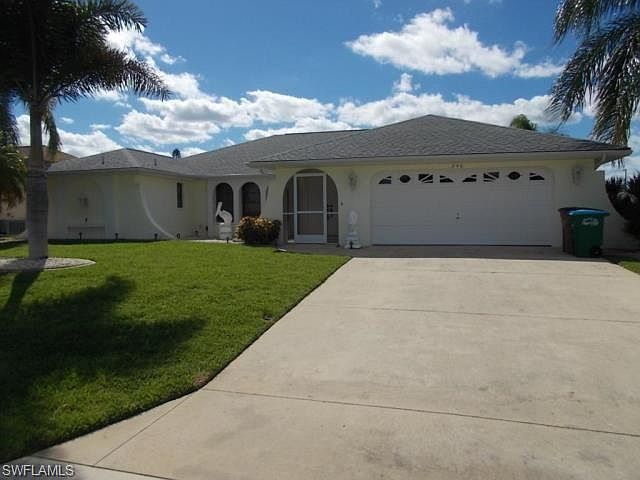 1st image of 246 SW 37th Ter