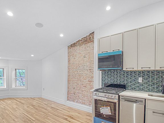 5th image of 11 Revere Pl #4