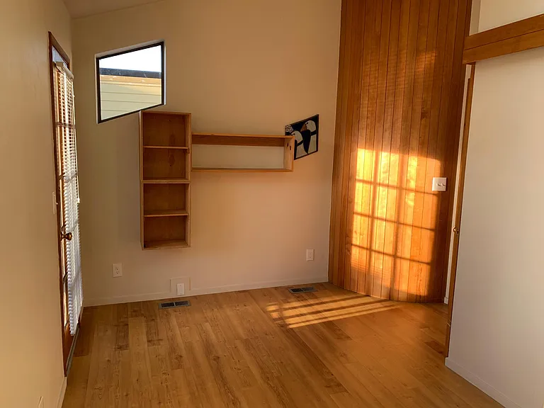 Upstairs bedroom