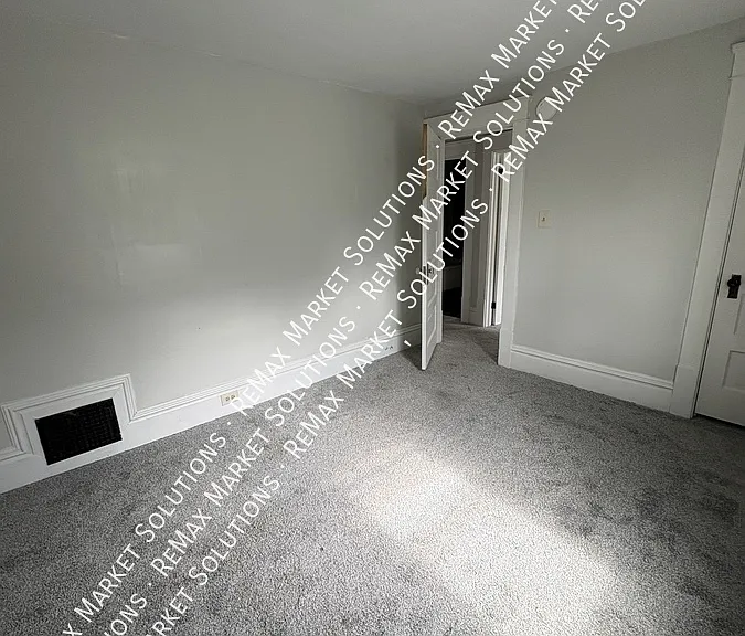1200 Girard St — Photo 7