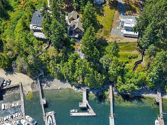 5th image of 6371 Genoa Bay Rd