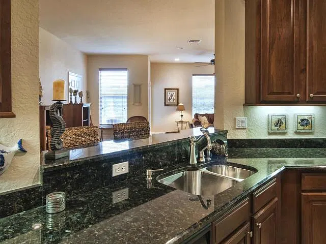 314 Provence Pl — Photo 4