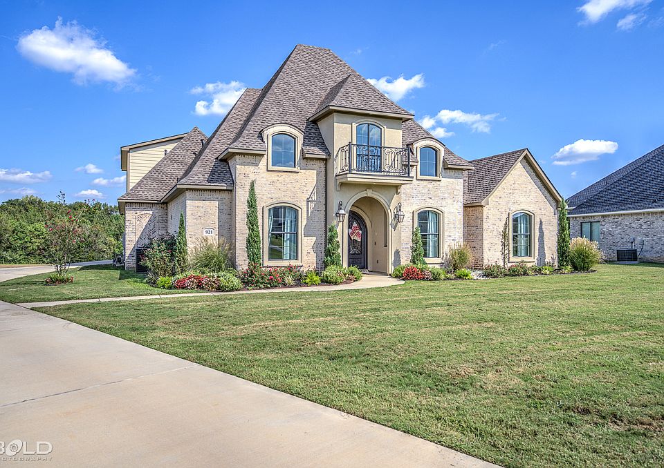 921 AW Drive