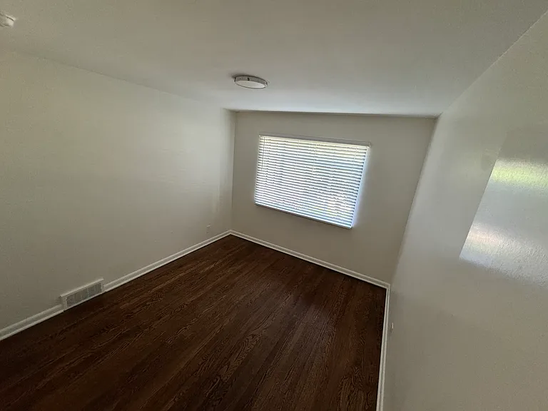 382 S Emerson St #382 — Photo 5