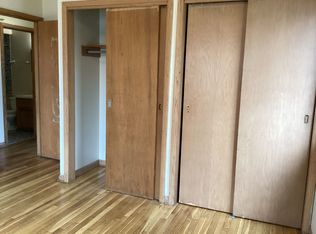 6110 W Kaul Ave APT 1, Milwaukee, WI 53218