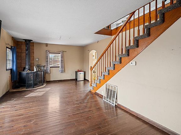 9th image of this home