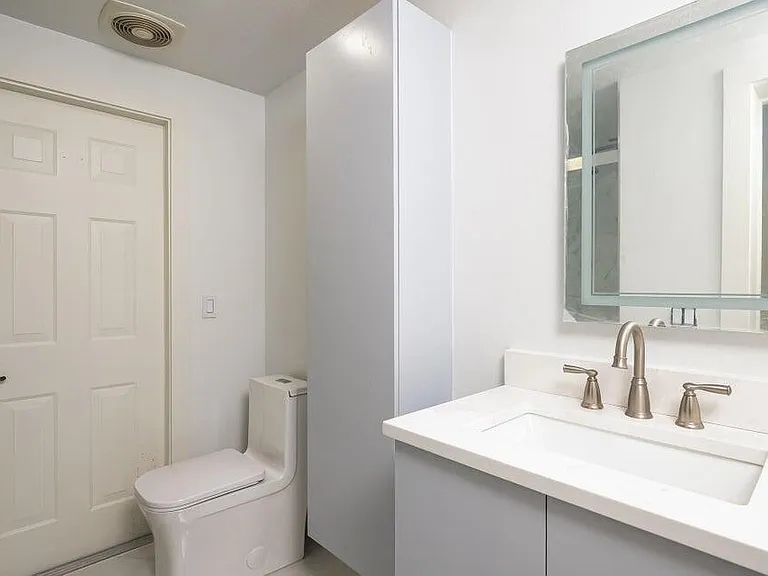 1268 SW Briarwood Dr — Photo 16