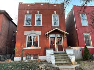 2744 Accomac St, Saint Louis, MO 63104