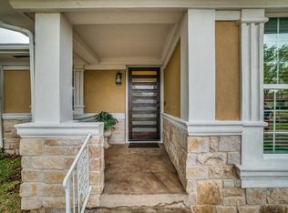 3325 Ruidosa Ave, Dallas, TX 75228