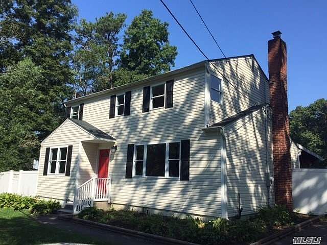 2nd image of 17 Pine St
