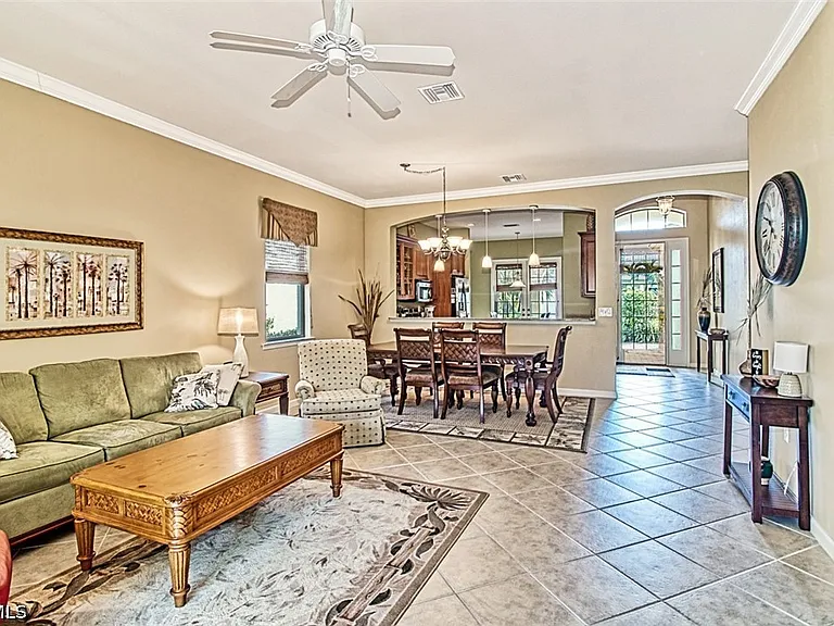 3460 Lakeview Isle Ct — Photo 15