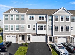 161 Everleigh Dr, Royersford, PA 19468