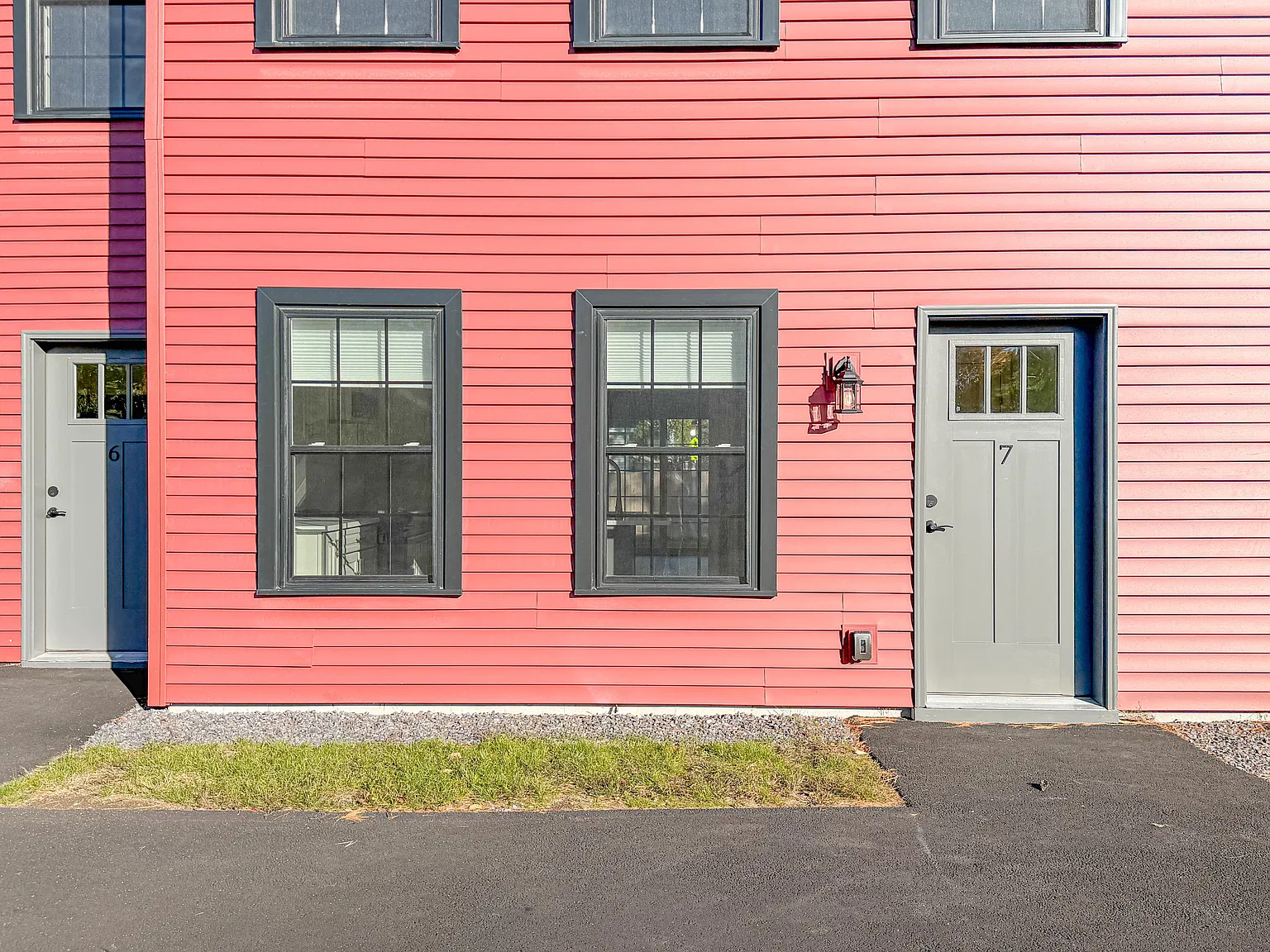 2 bed, 1200 sqft, $2,800 — Photo 2