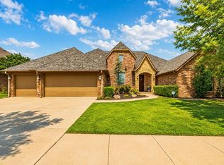 1813 NW 193rd Cir, Edmond, OK 73012
