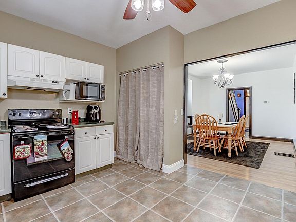 5th image of 2819 Benninghofen Ave