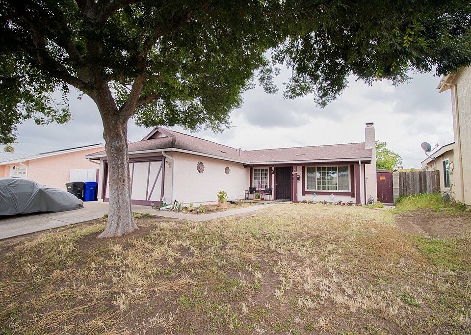 2nd image of 10745 Montongo St