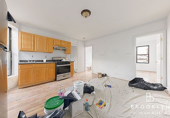 4th image of 1633 Nostrand Ave #3J