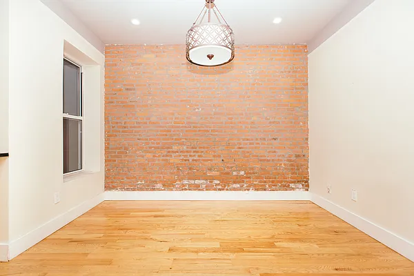 Rented by Nooklyn NYC LLC | media 7