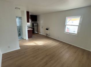 20 10th St #D, Hermosa Beach, CA 90254