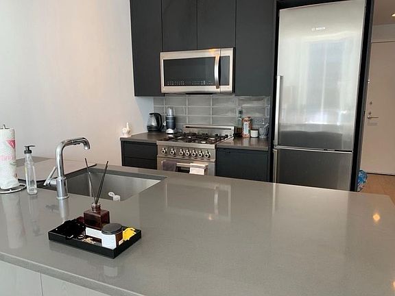 4th image of 416 Kent Ave APT 1204