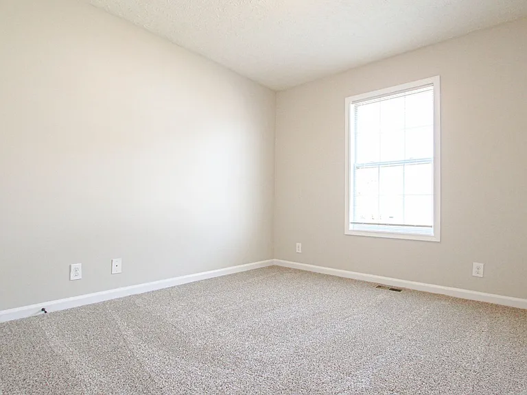 1347 Whitt Ln — Photo 16