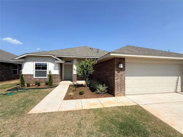 1812 Pin Cherry Ln, Moore, OK 73160