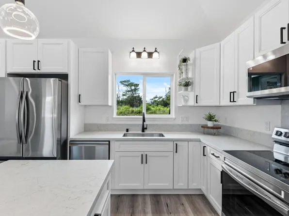 15-1568 19th Ave, Keaau, HI 96749