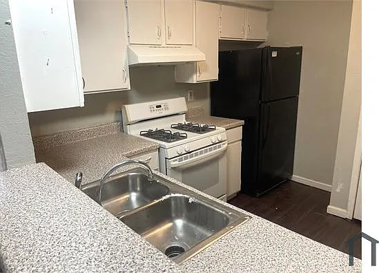 2200 Tabor Ct #A — Photo 13