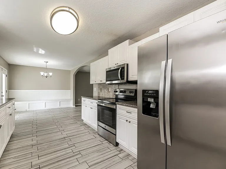 7053 Civic Club Dr — Photo 10