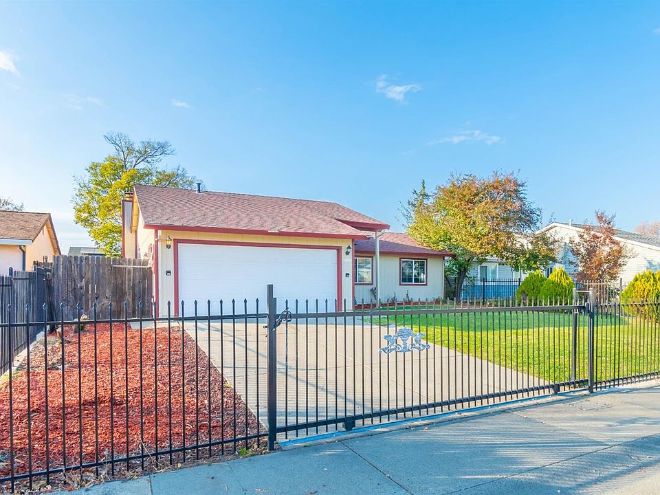 2nd image of 8262 Lockborne Dr