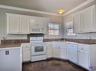40511 Fox Run Dr, Gonzales, LA 70737