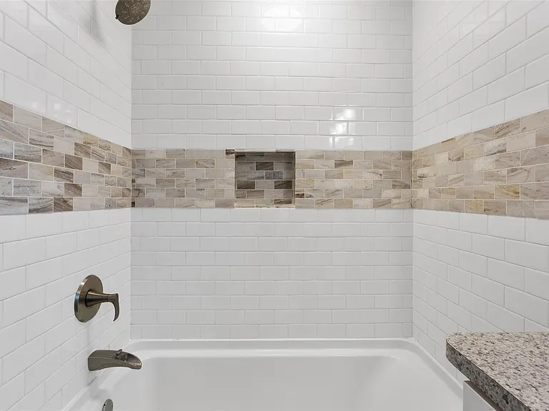 3310 Oak Dr — Photo 17