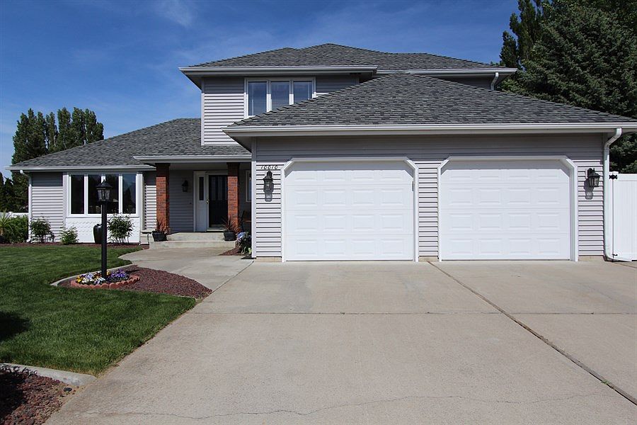2nd image of 10010 N Ridgecrest Dr