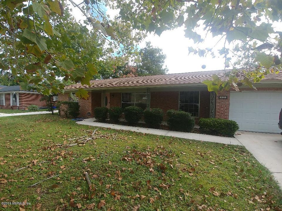 1st image of 460 Cody Dr